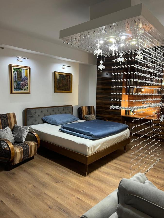 Business Box Apartment Bratislava Exterior photo