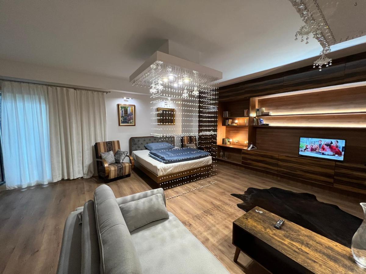 Business Box Apartment Bratislava Exterior photo
